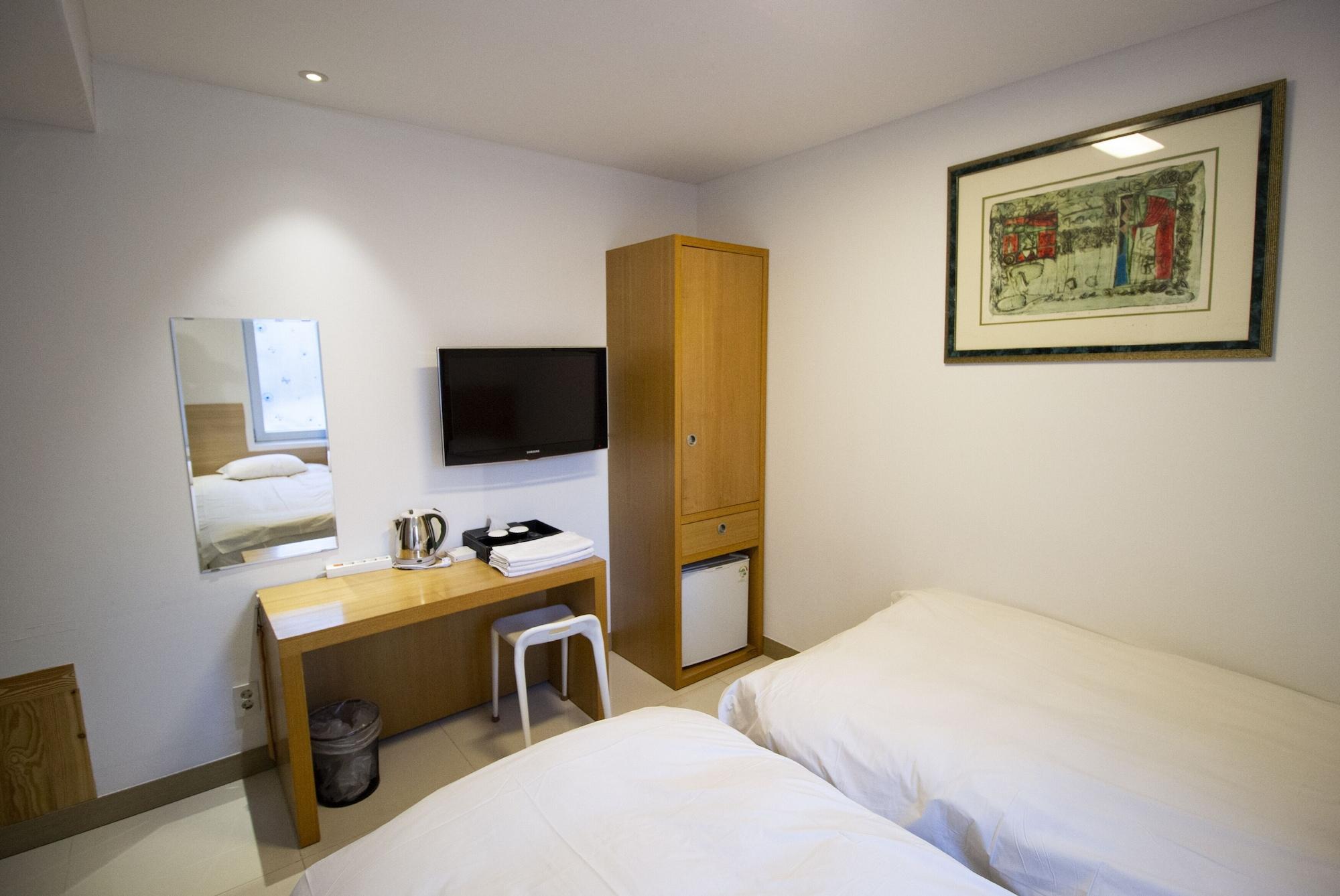 Hotel Irene City Сеул Экстерьер фото